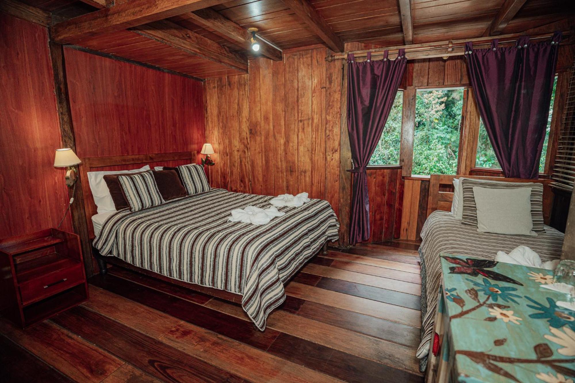 Mindo Garden Lodge And Wildlife Reserve Exterior photo